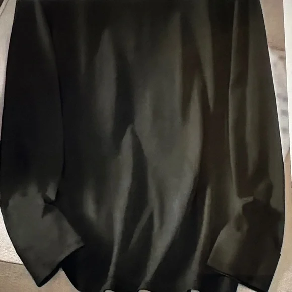 Low Stock! Coach Statement long sleeve T shirt Black and Gold 🆕 - Picture 4 of 4